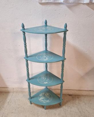 Etagere angolare in legno dipinto a mano