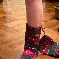 Calzettoni etnici da donna fatti a mano in lana