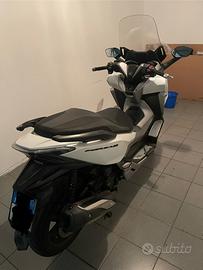 Honda forza 300