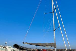 COMODA E VELOCE BARCA A VELA DA 45 PIEDI