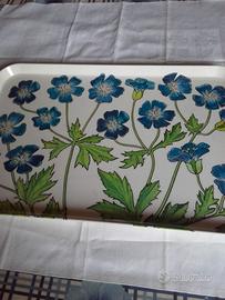 Vassoio di Melamina con Fiori Azzurri
