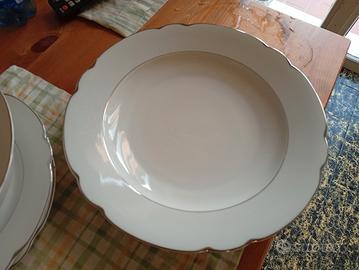 servizio piatti antiquariato
