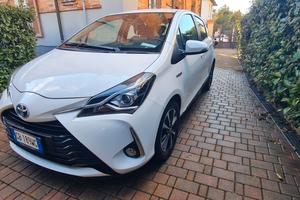 Toyota yaris hibrid