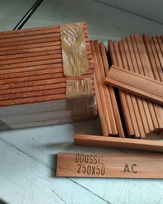 69 listelli di Parquet Doussie' Africa 250x50x10mm