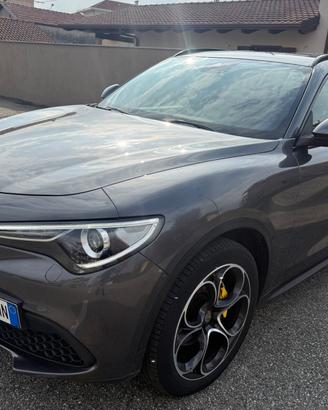 Alfa Romeo Stelvio 2.2 Turbodiesel 190 CV AT8 Q4 S