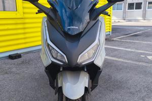 Honda Forza 350