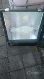 Fari da esterno GE EF40400MAS 400W – IP65