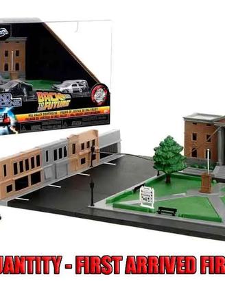 Diorama Back To The Future Clock Tower Nano Scene