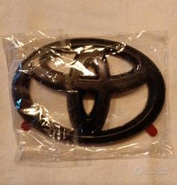 Paralume originale Toyota, stemma posteriore NUOVO