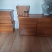 Cassettiera e comodini camera da letto