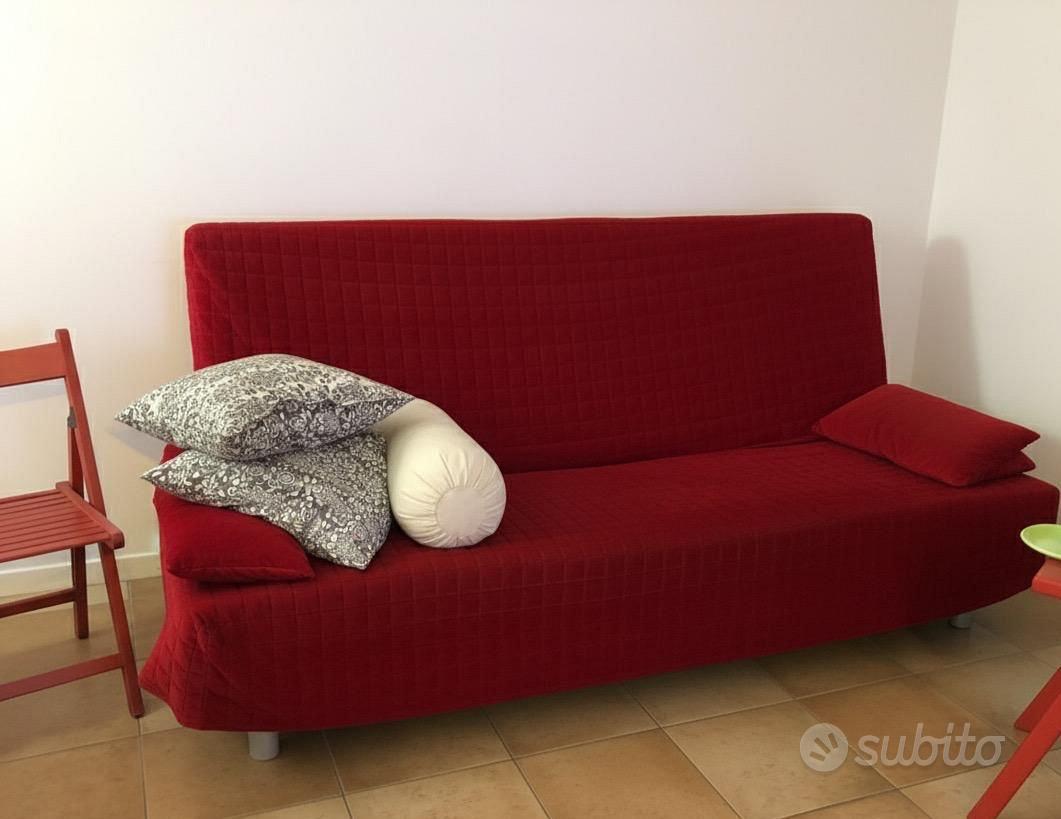Divano rosso ikea Mobili usati