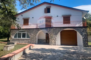 Villa ristrutturata valle del sole