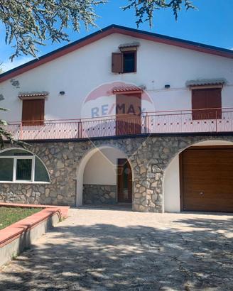 Villa ristrutturata valle del sole