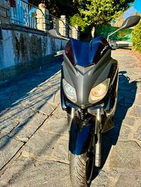 Yamaha X Max 125