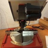 Troncatrice per legno portatile