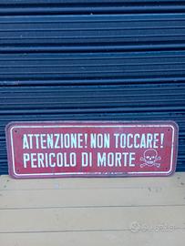 Rara insegna metallica anni 60