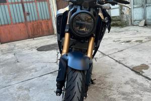 Honda CB 125 R