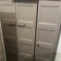 Mobili in plastica rinforzata