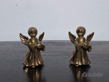 coppia di angeli in ottone.