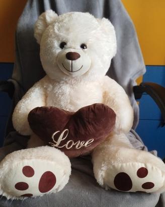 Orso peluche gigante Petra Toys con cuore LOVE 