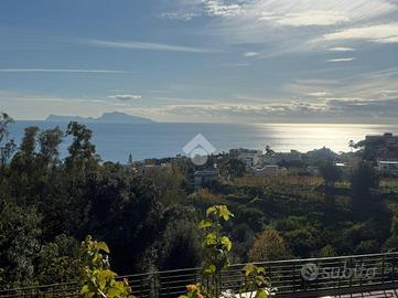 6 LOCALI A NAPOLI