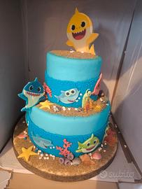 Torta finta Baby Shark