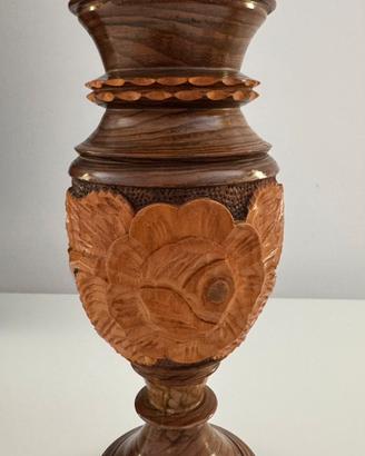 Vaso in legno