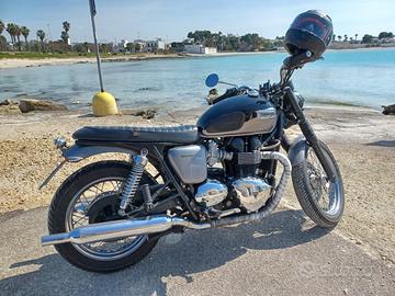 Triumph Bonneville t100 900cc