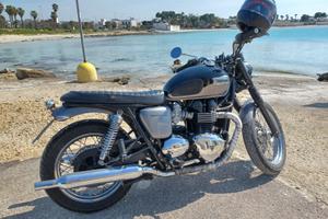 Triumph Bonneville t100 900cc