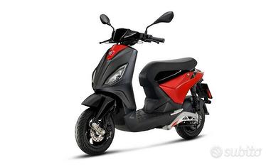 Scooter Piaggio elettrico 