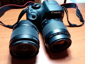 Fotocamera digitale Canon EOS 1200d con obiettivi