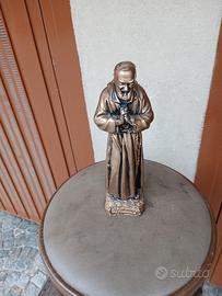 statua padre pio 