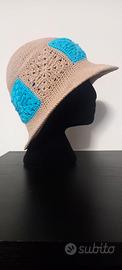Cappello donna uncinetto