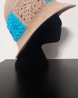 Cappello donna uncinetto