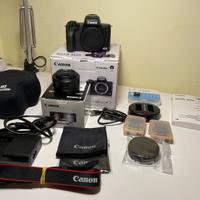 Canon EOS M50 + Canon EF-M 22mm + Accessori