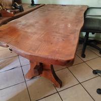 Scrivania in legno massiccio 