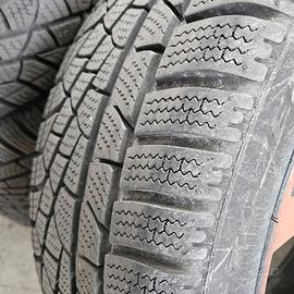4X Gomme invernali auto 245/40/R19 seminuove