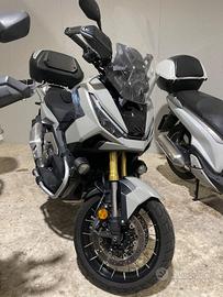 Honda X-ADV 750 2025