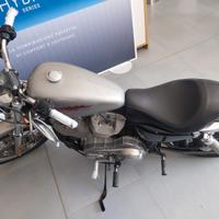 Harley-Davidson Sportster 883