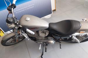 Harley-Davidson Sportster 883