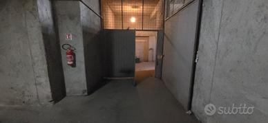 Box auto doppio di 28mq