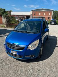 Opel agila 2011 70.000 km