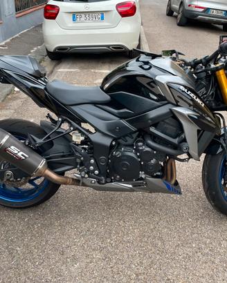 Suzuki GSX-S 750 