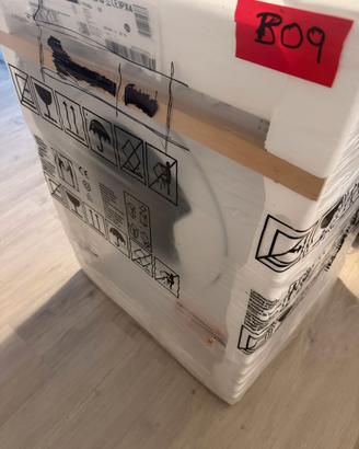 lavatrice marca INDESIT nuova