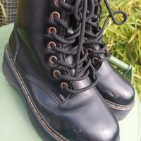 Anfibi Copia Doctor Martin