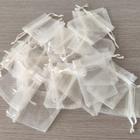 Sacchetto in tulle bianco porta confetti 50 pezzi