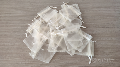 Sacchetto in tulle bianco porta confetti 50 pezzi