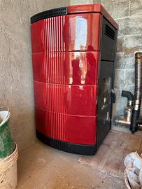 Termostufa a pellet Ungaro 34 kW - Ceramica Rossa