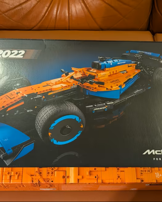 LEGO Technic 42141 – McLaren Formula 1 Race Car