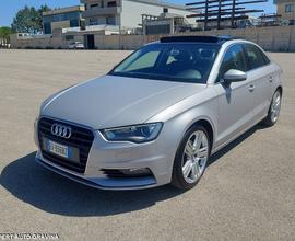 AUDI A3 SEDAN **TETTO APRIBILE**